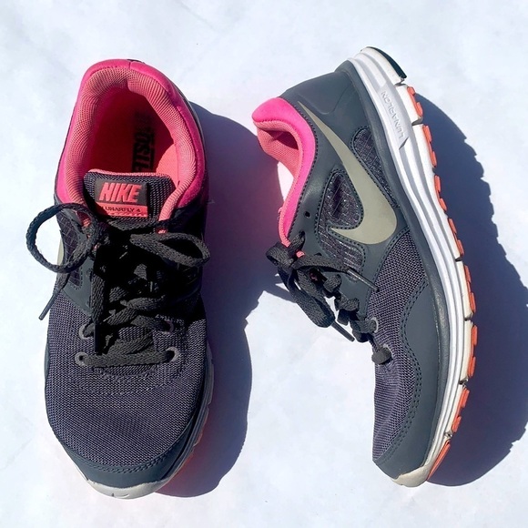 Nike Lunarfly+ 4 Pink grey Running sneaker Women's 7.5 - Picture 1 of 10